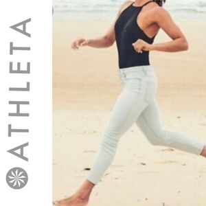 NWT Athleta Sculptek skinny crop jean glacier wash